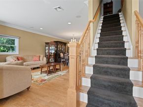15 Cedar Drive, Plainview NY 11803