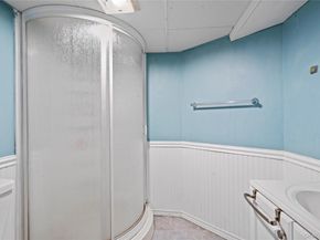 15 Cedar Drive, Plainview NY 11803