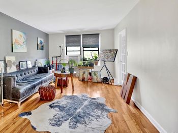 285 E 35th Street