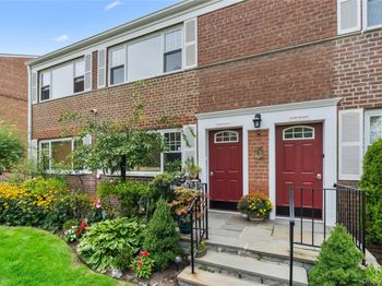 147 N Broadway