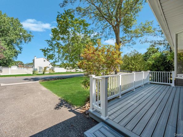 1 Chuck Lane, Selden NY 11784