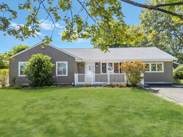 1 Chuck Lane, Selden NY 11784