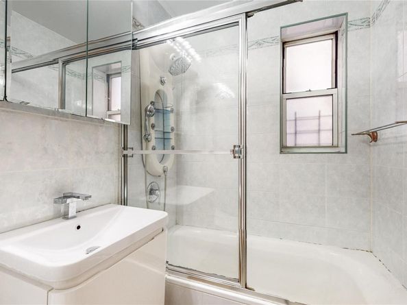 65-41 Booth Street 4A, Rego Park NY 11374