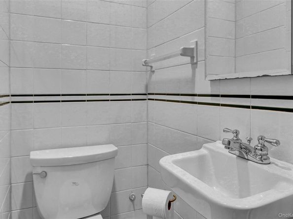 217-18 64 Avenue, Bayside NY 11364