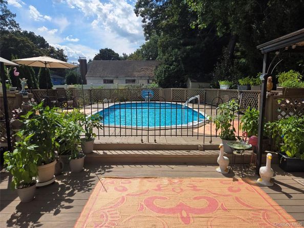 810 Fenimore Road, Mamaroneck NY 10543