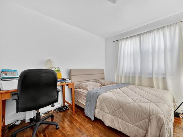 356 N Broadway, Yonkers NY 10701