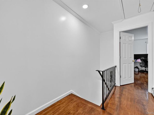 356 N Broadway, Yonkers NY 10701