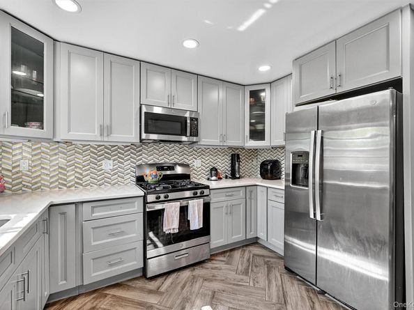 356 N Broadway, Yonkers NY 10701