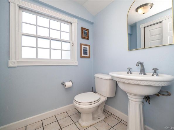 7 Waverly Place, Rockville Centre NY 11570