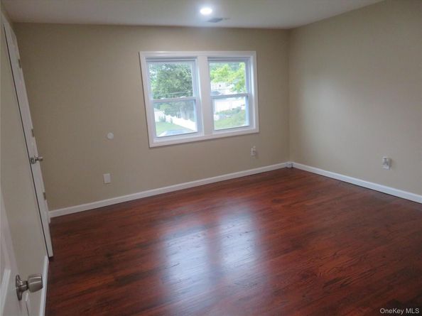 22 Shamrock Lane, Centereach NY 11720