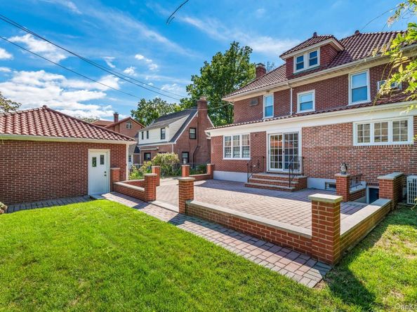 33-47 158 Street, Flushing NY 11358