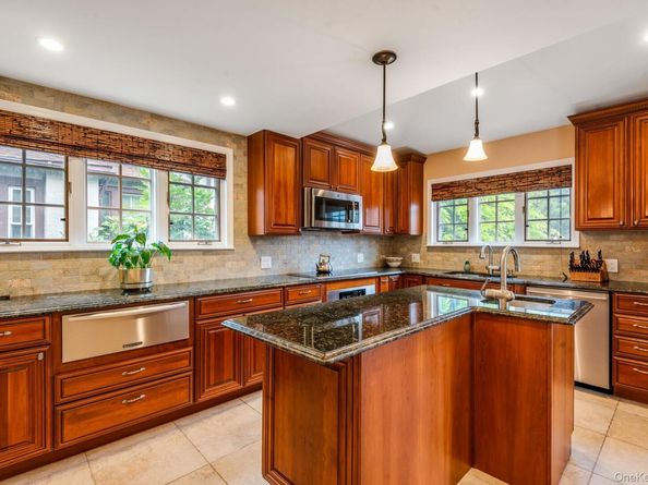 33-47 158 Street, Flushing NY 11358