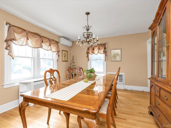 174 N Grove Street, Valley Stream NY 11580