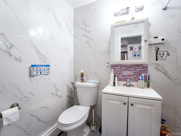 1068 Pugsley Avenue, Bronx NY 10472