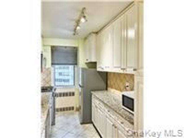 411 E 53rd Street 8L, New York (Manhattan) NY 10022