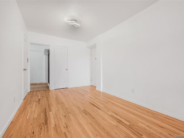 72-10 112 Street 5H, Forest Hills NY 11375