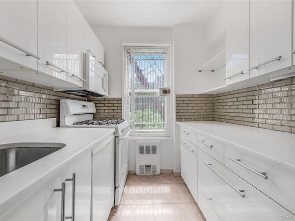 72-10 112 Street 5H, Forest Hills NY 11375
