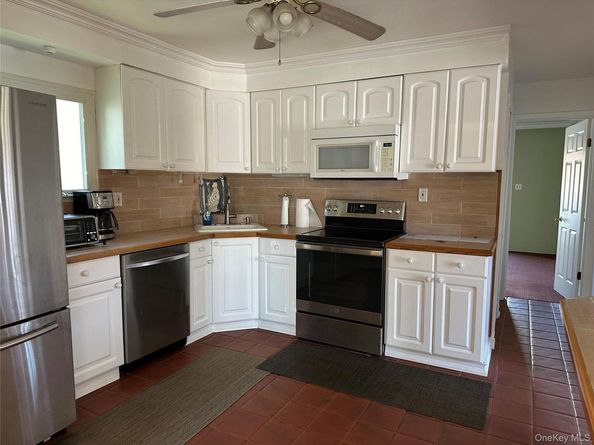 221 Washington Boulevard, Long Beach NY 11561