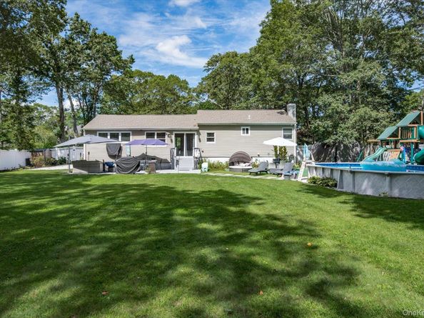 68 Crestwood Drive, Shirley NY 11967