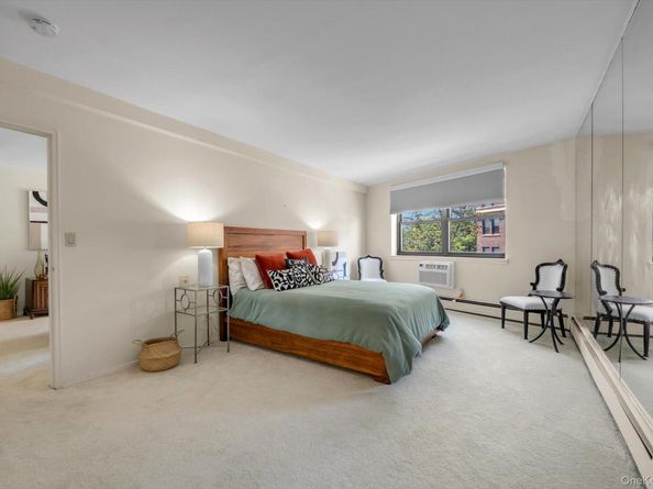 5 Schenck Avenue 3K, Great Neck NY 11021