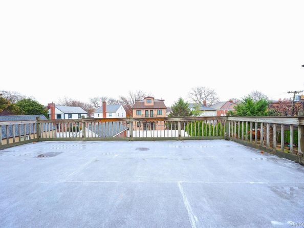 75-59 195th Street, Fresh Meadows NY 11366