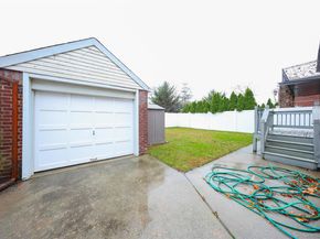 75-59 195th Street, Fresh Meadows NY 11366