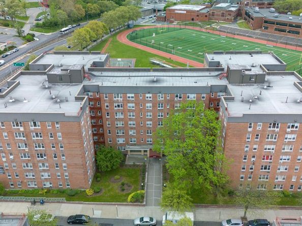 2 Sadore Lane 1K, Yonkers NY 10710