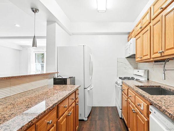 2 Sadore Lane 1K, Yonkers NY 10710