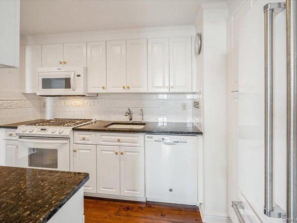 1270 North Avenue 6F, New Rochelle NY 10804