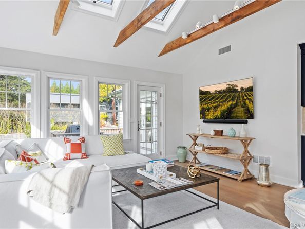 509 North Main Street, Southampton NY 11968