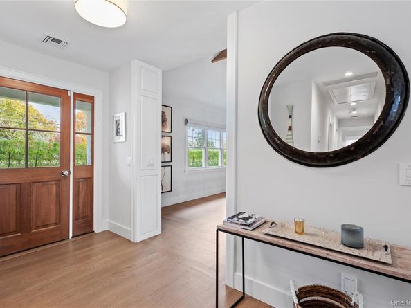 509 North Main Street, Southampton NY 11968