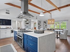 509 North Main Street, Southampton NY 11968