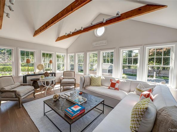 509 North Main Street, Southampton NY 11968