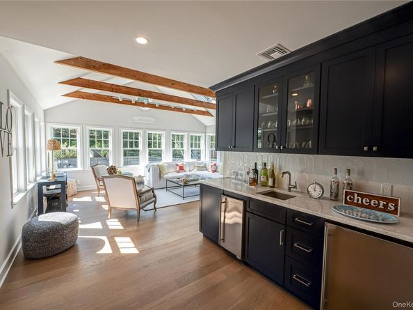 509 North Main Street, Southampton NY 11968