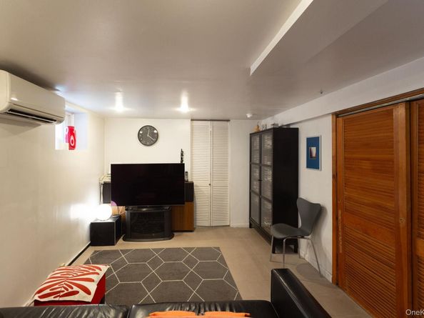 187-14 Wexford Terrace, Jamaica Estates NY 11432