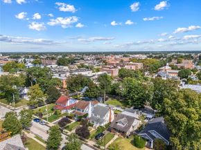 187 S Long Beach Avenue, Freeport NY 11520