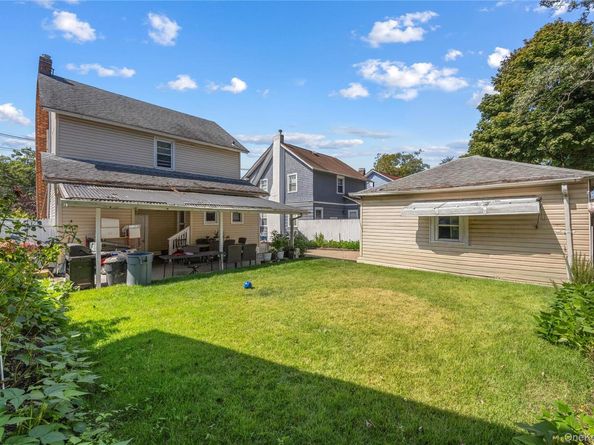 187 S Long Beach Avenue, Freeport NY 11520