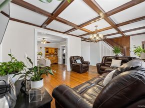 187 S Long Beach Avenue, Freeport NY 11520