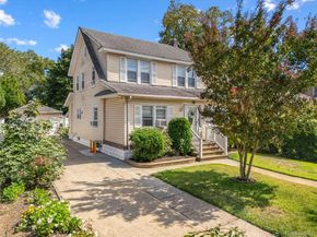 187 S Long Beach Avenue, Freeport NY 11520