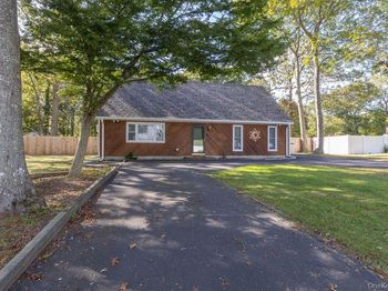 473 Sleepy Hollow Drive