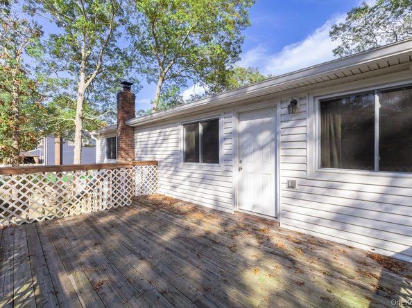 473 Sleepy Hollow Drive, Shirley NY 11967