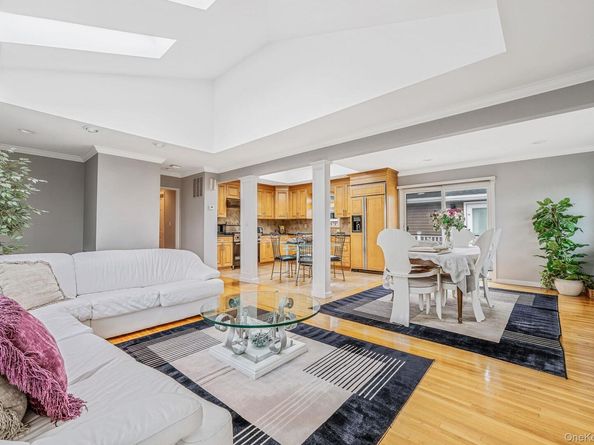 73 Elaine Drive, Oceanside NY 11572