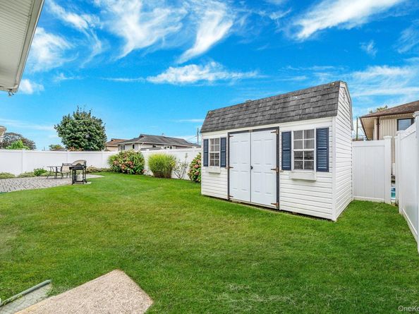 73 Elaine Drive, Oceanside NY 11572