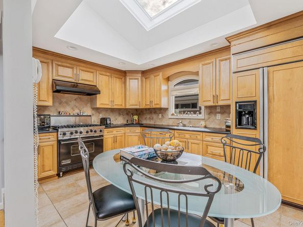 73 Elaine Drive, Oceanside NY 11572