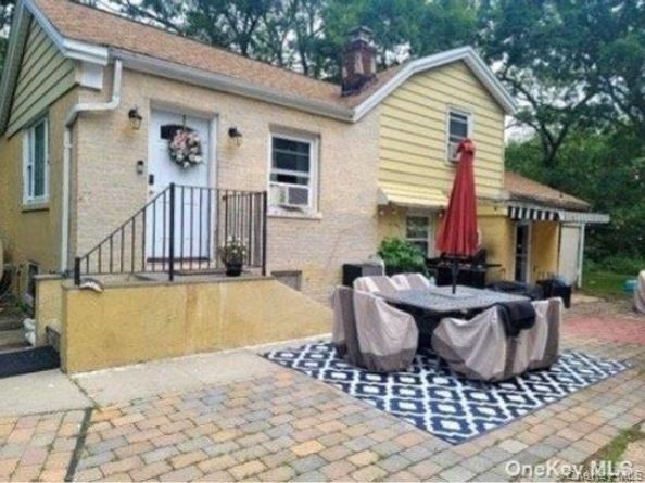 556 Hawkins Road, Selden NY 11784