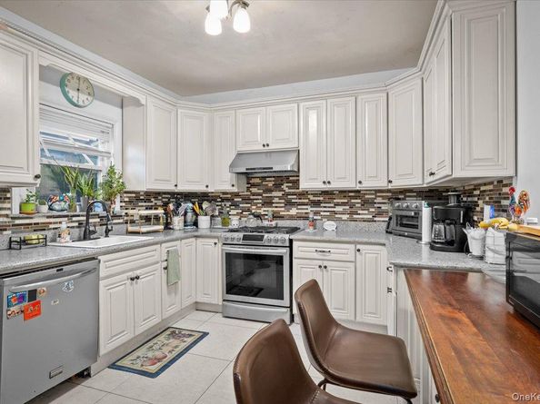 15427 11th Avenue, Whitestone NY 11357
