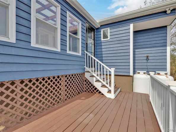 17 Bellport Road, Mastic Beach NY 11951