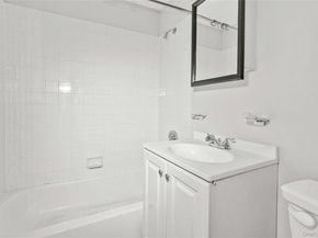 758 Brook Ave 56C, Bronx NY 10451