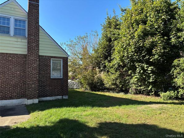 31 Claflin Boulevard, Franklin Square NY 11010