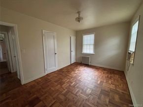 31 Claflin Boulevard, Franklin Square NY 11010